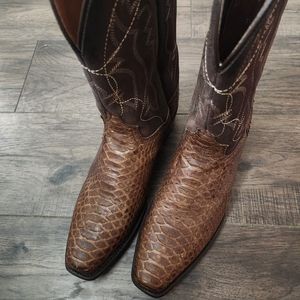 Dan Post python skin